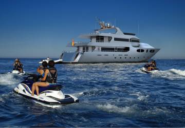 https://bluewateryachting.us9.list-manage.com/track/click?u=0ddbfce27e4beaedae613c24e&id=37842b47f5&e=69afad7627 VK_1