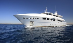 900,000� price Reduction on M/Y Maestro