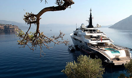 antibes yacht recruitment