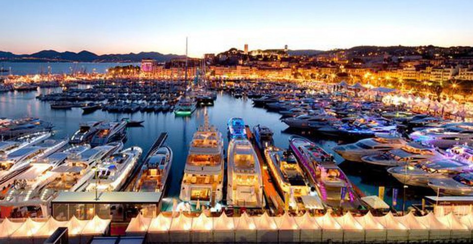 Blue Beyond 14 The Best Event Superyacht Charters