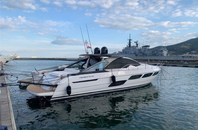 M/Y TRANQUILITY BASE