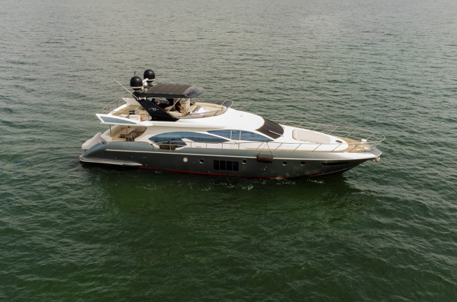 M/Y AZIMUT 70 FLYBRIDGE | AZIMUT YACHTS