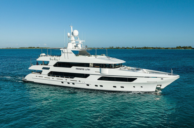 M/Y MISSING LINK | CHRISTENSEN