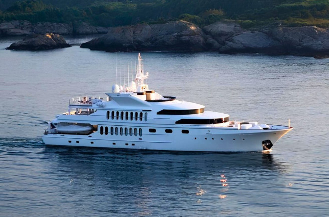 M/Y ALL STAR 1 | Sterling yachts