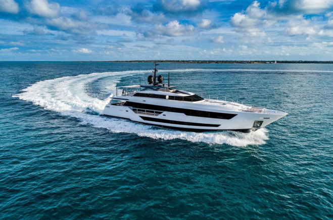 M/Y Amelia