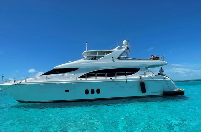 M/Y ARETECTE | Hatteras