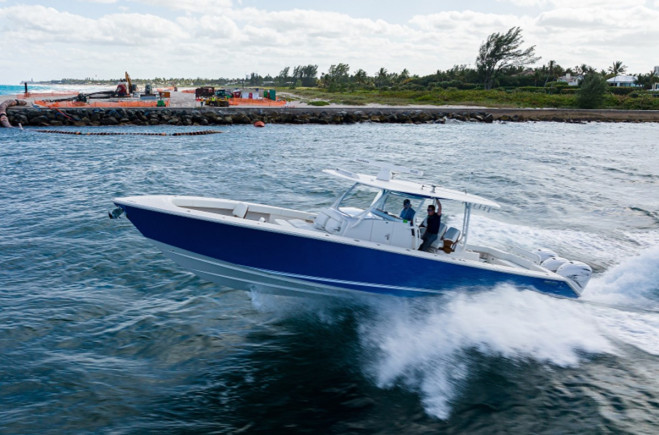 M/Y JUPITER 43 