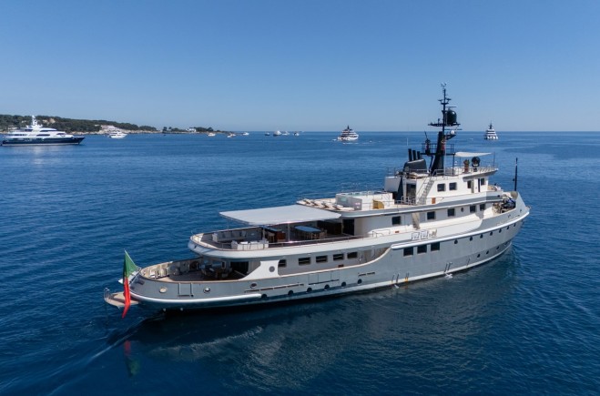 M/Y DADDY SHANE