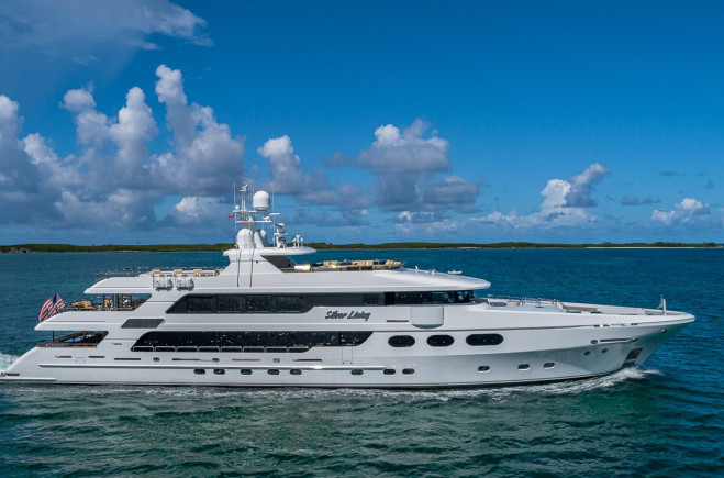 M/Y SILVER LINING | CHRISTENSEN