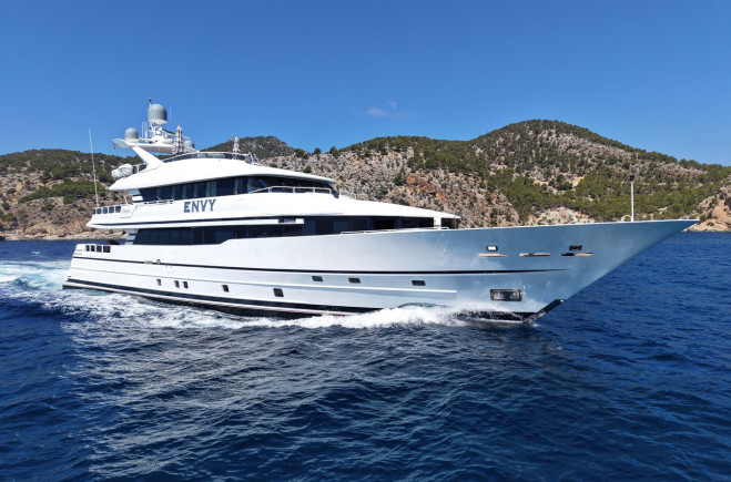 M/Y ENVY