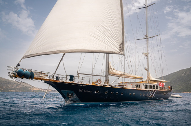 S/Y LE PIETRE