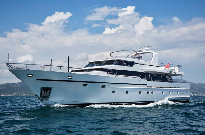 M/Y CAMENA
