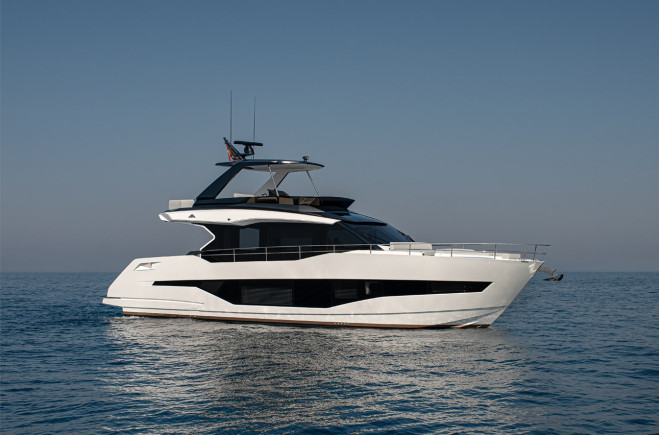 M/Y CHRISTA LEE