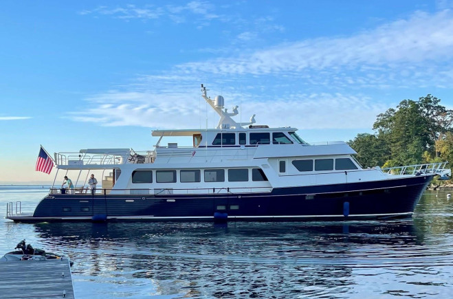 M/Y PIVOT