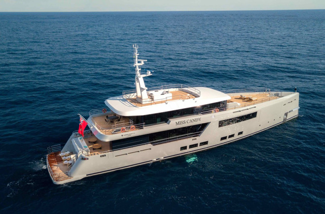 M/Y MISS CANDY | Versilcraft