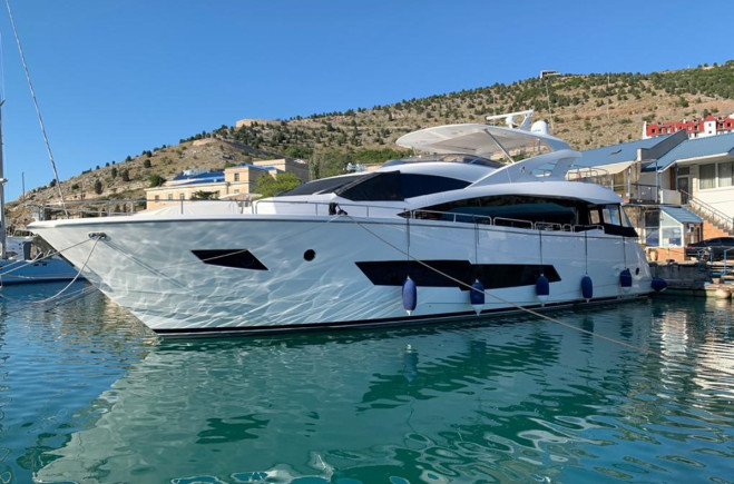 M/Y SUNSEEKER 86