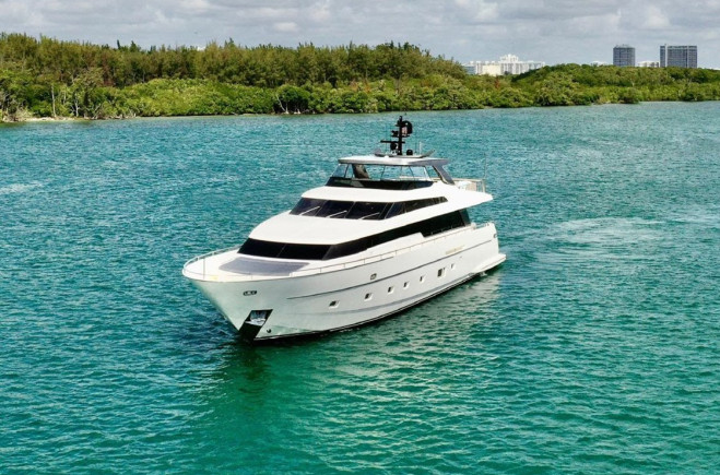 M/Y ASTONISH