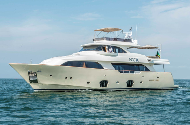 M/Y NUR