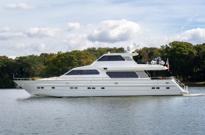 M/Y 82