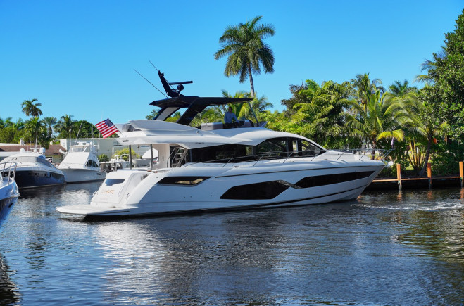 M/Y YOUNG HEARTS