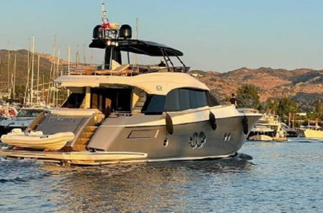 M/Y 2019 MONTE CARLO YACHTS MCY 76