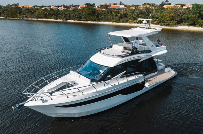 M/Y OHANA 81