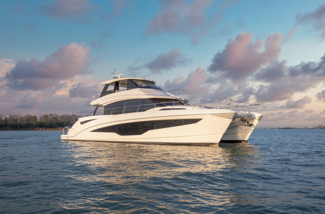 M/Y PLANE TO SEA