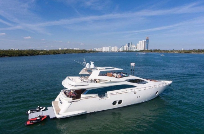 M/Y RED ROSE