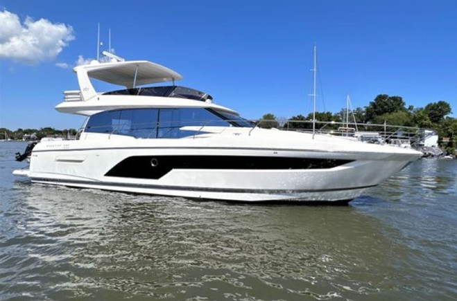 M/Y 2022 PRESTIGE 590 