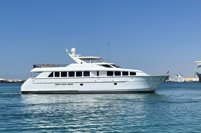 M/Y 1998 HATTERAS 92 | Hatteras