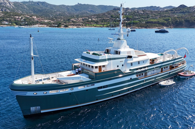 M/Y STEEL