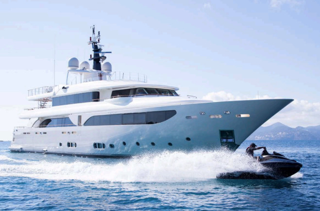M/Y POLARIS | CRN