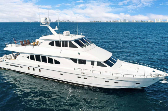 M/Y B HAPPY | HARGRAVE