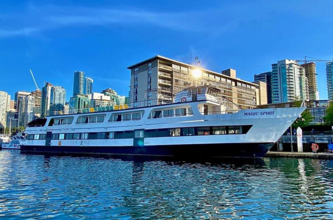 M/Y MAGIC SPIRIT