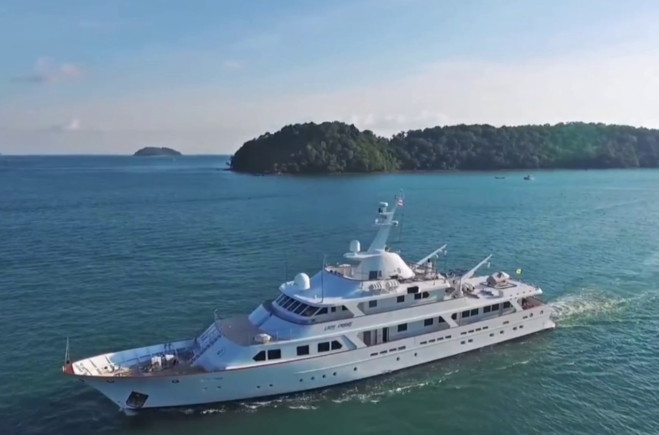 M/Y LANGKAWI LADY | Sterling yachts