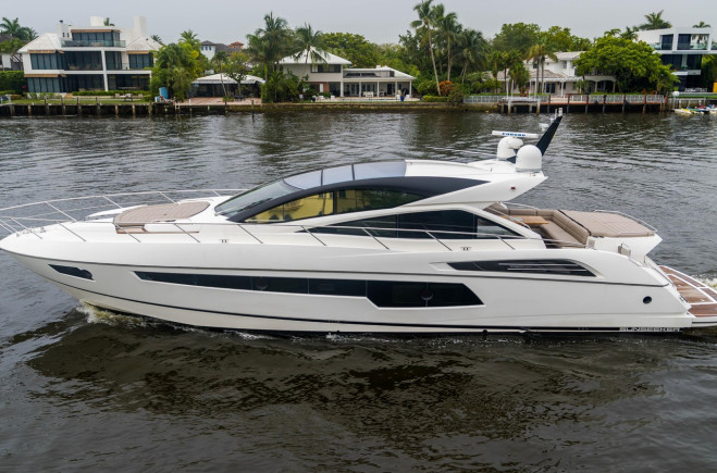 M/Y PARALLAX