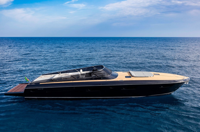 M/Y HONNY | Itama