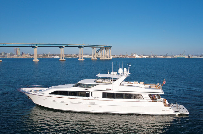 M/Y C-CRA-C