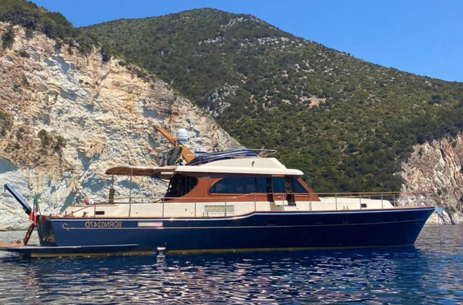 M/Y BLADE RUNNER