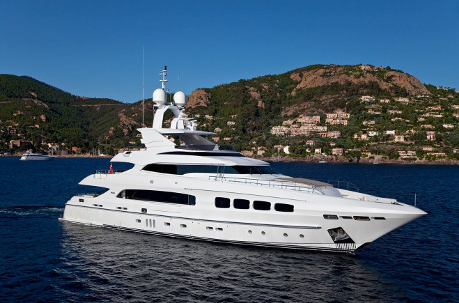 M/Y Manifiq