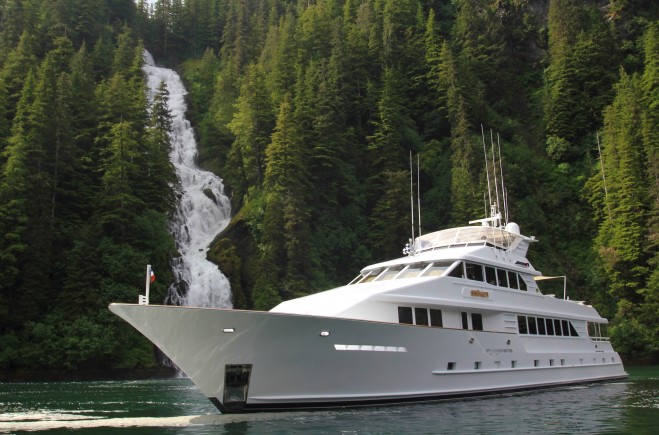 M/Y Serenity 122