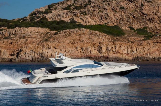 M/Y Chimera