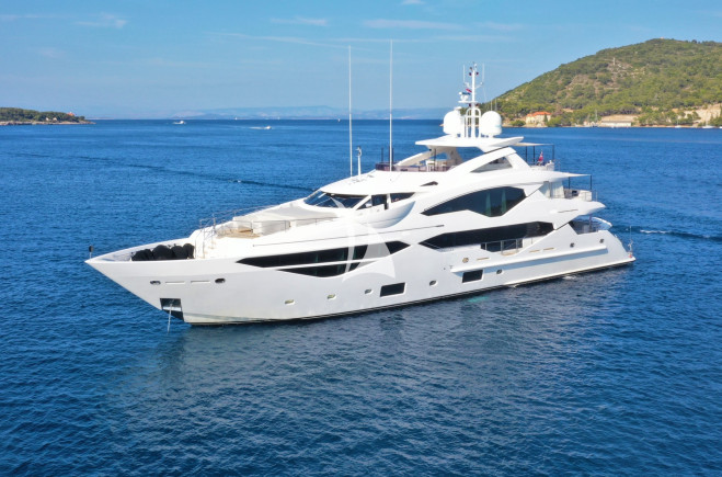M/Y No.9