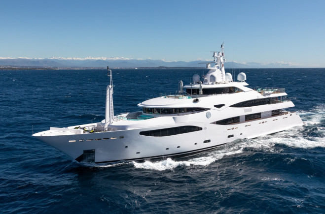 M/Y Aifer