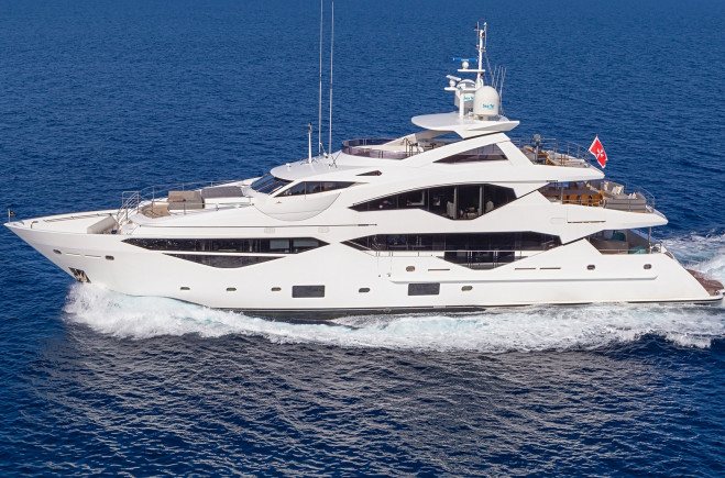 M/Y Aqua Libra 131