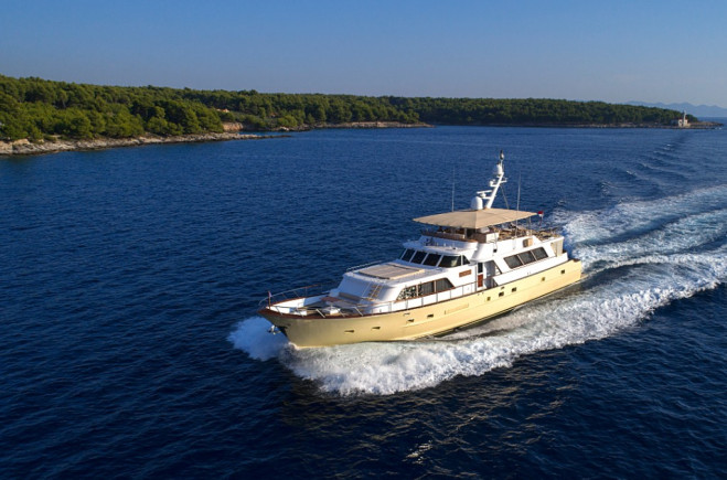 M/Y Auriane