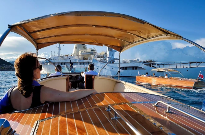M/Y CHRISTINA O
