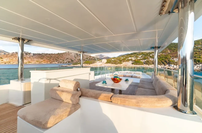 M/Y CANEREN
