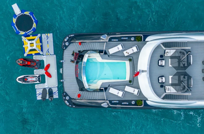 M/Y OKTO