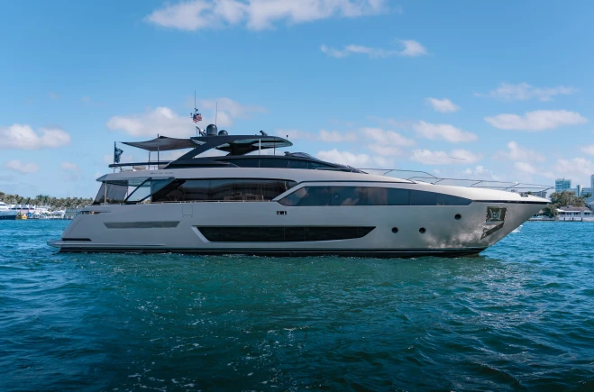 M/Y BEYOND BEYOND